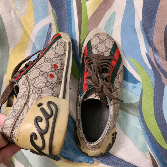 Gucci Sneakers size 7 - Picture 4 of 10